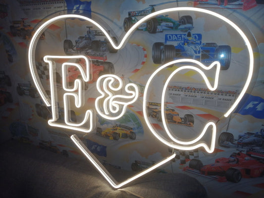 Özel Baş Harfler Kalp Neon Tabela