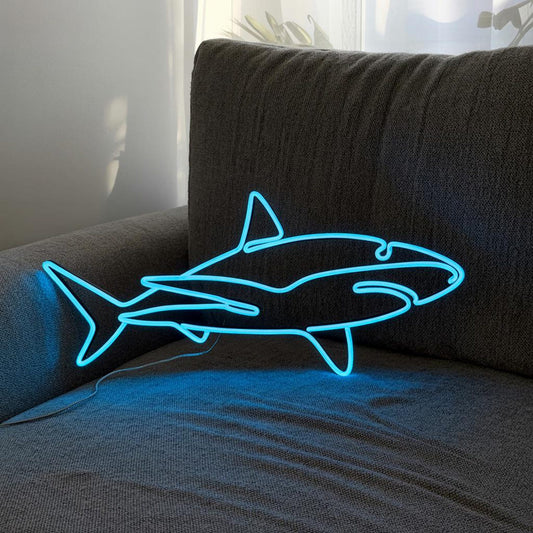 Köpek Balığı Neon Tabela