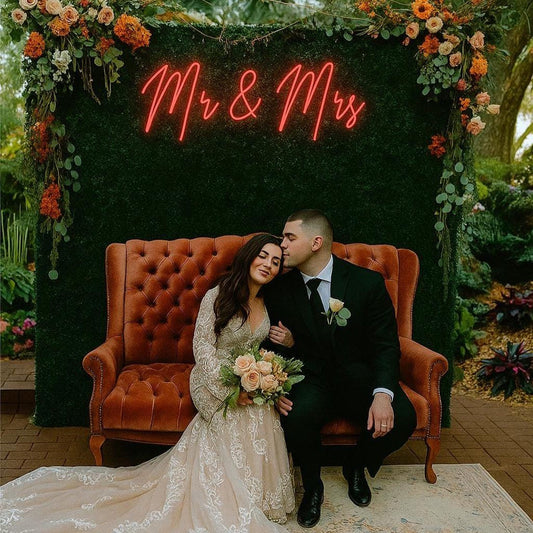 Mr & Mrs Neon Yazılı Tabela